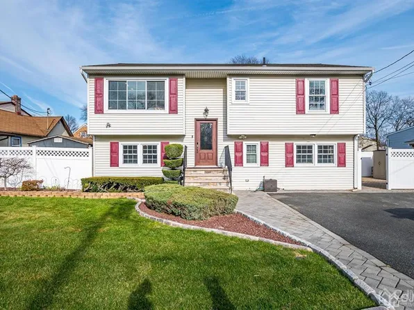 150 Alcoa Ave, Edison, NJ 08837