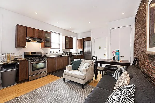 Sold by KG Properties | media 10