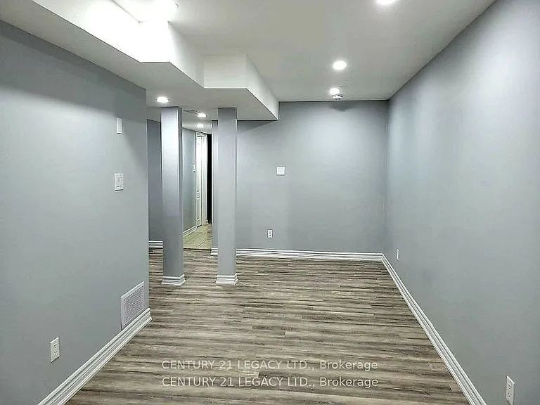 21 Kilrea Way #LOWER LEVEL — Photo 3