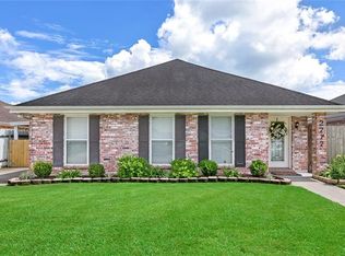 2717 Woods Dr, Violet, LA 70092