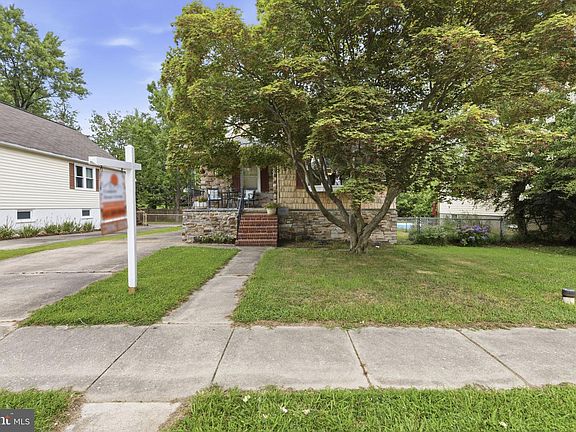 4th image of 3324 Texas Ave