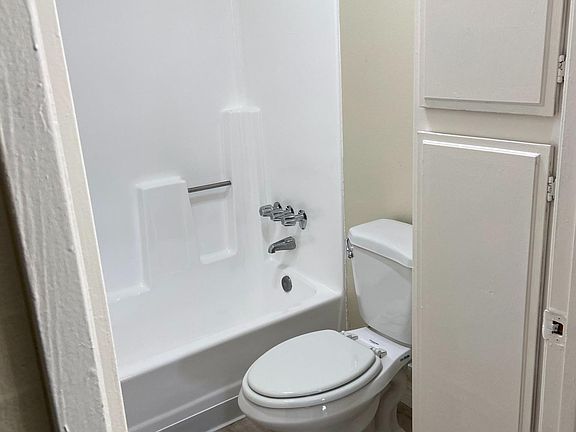 5th image of 7519 Vassar Ave #7d88b87af