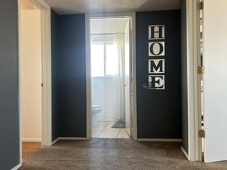 6916 W Georgia Ave — Photo 28
