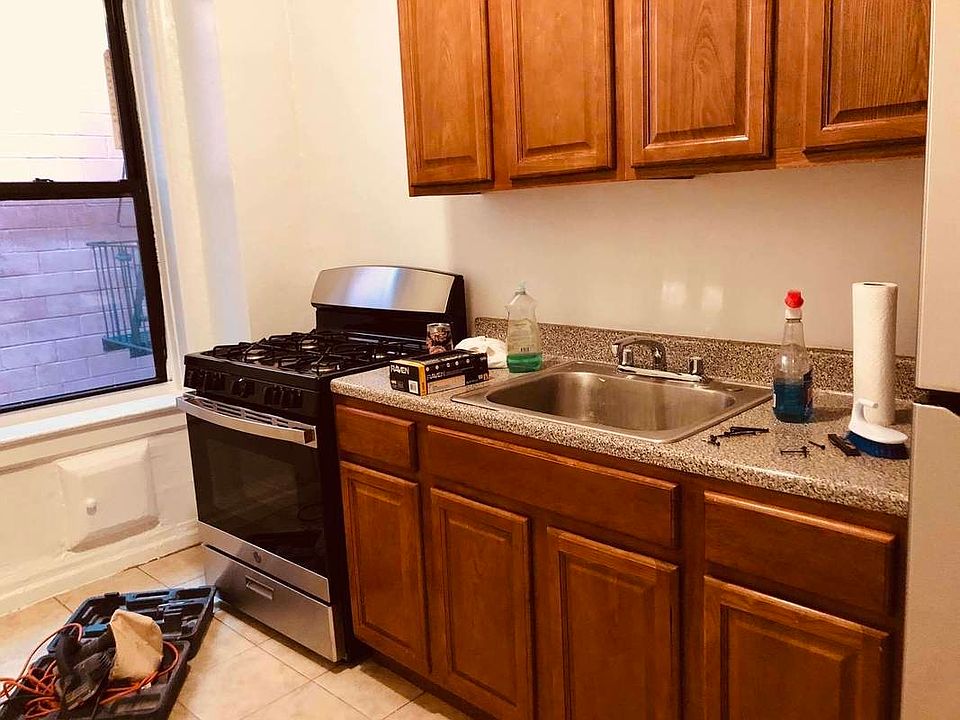 1st image of 2157 Ocean Ave #5S