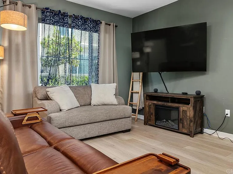 35161 Grove Trl — Photo 11