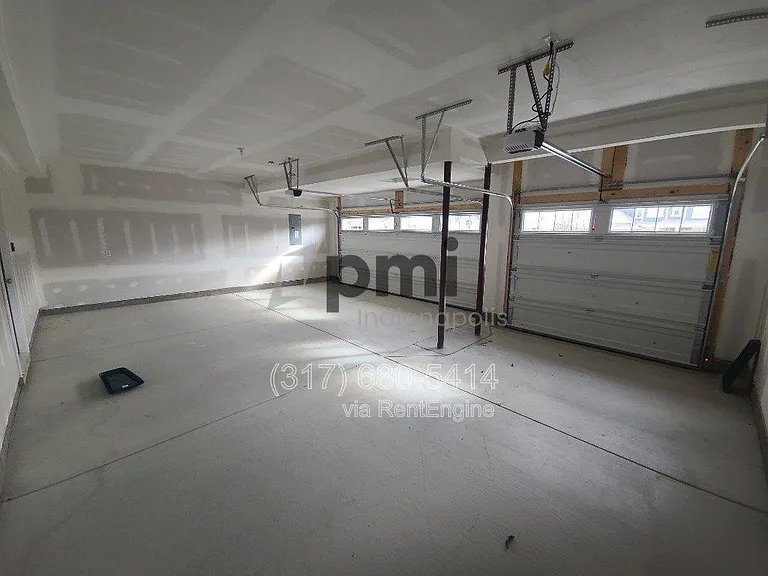 3546 Merchmont Rd — Photo 8