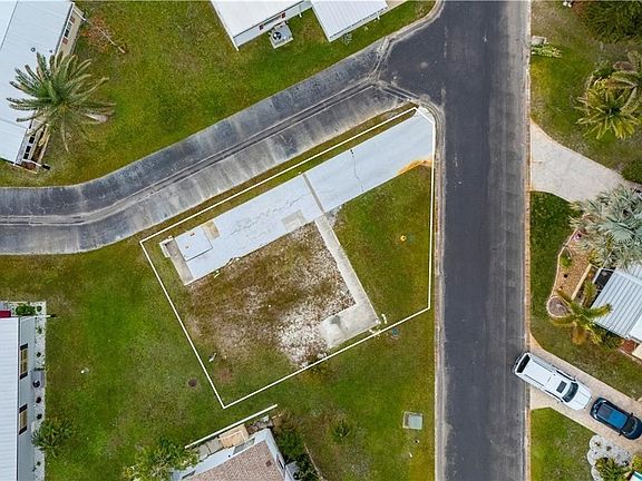 4th image of 1000 Kings Hwy