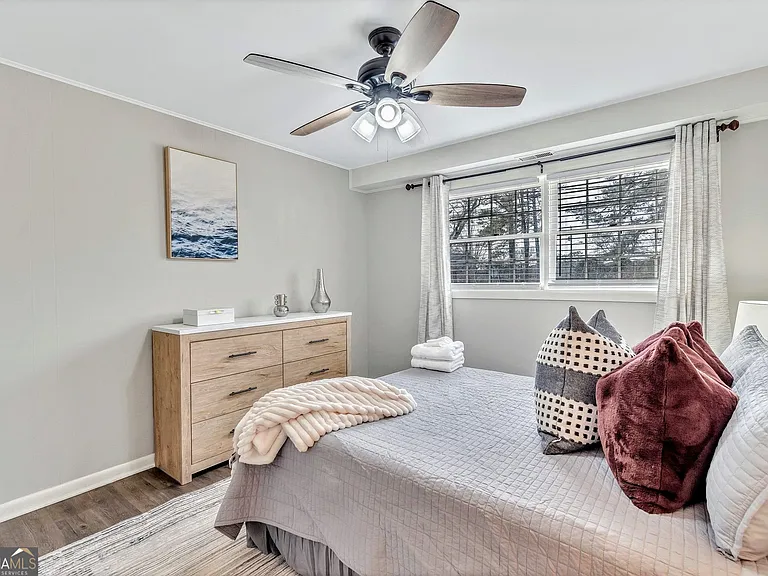 2480 Powers Ferry Dr SE — Photo 20