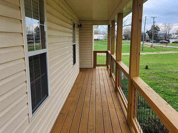 4th image of 1977 McCleary Rd