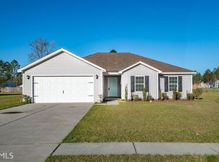 100 Knotty Pine Cir, Springfield, GA 31329