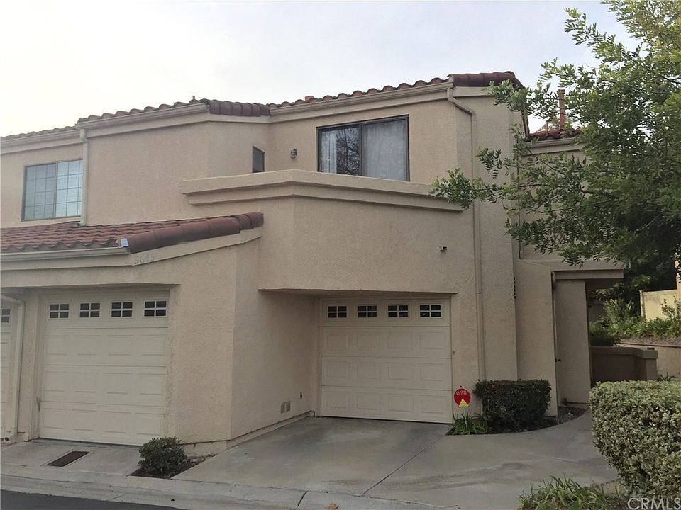 1st image of 3669 Ivory Ln