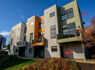 18875 Riversouth Ter UNIT 7, Fairview Park, OH 44126