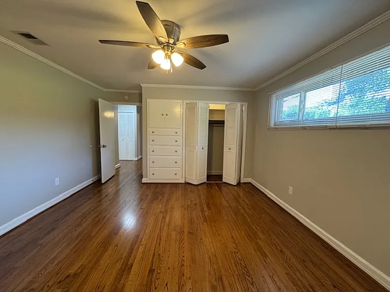 411 Croft St — Photo 19