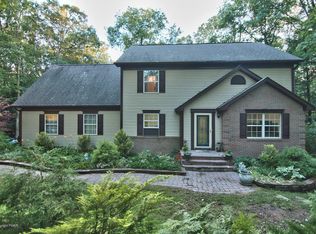 199 Chatham Hill Rd, Stroudsburg, PA 18360