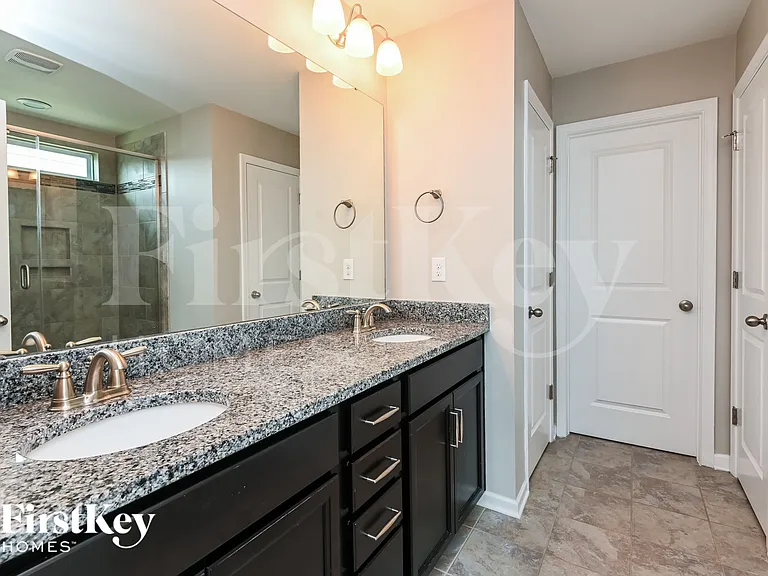 9725 Rayneridge Dr — Photo 14