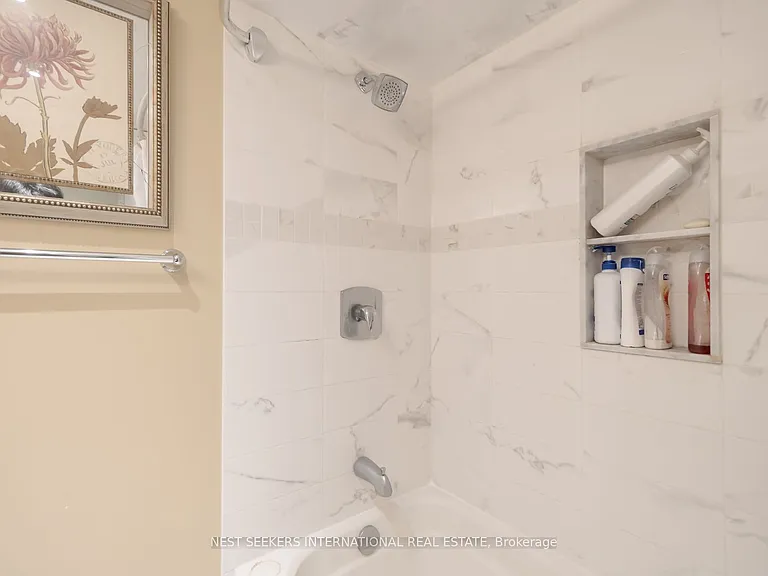 963 Avenue Rd #7 — Photo 9