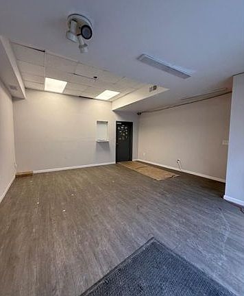 3rd image of 644 Bay St