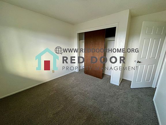 4th image of 2315 15th Ave S APT 3