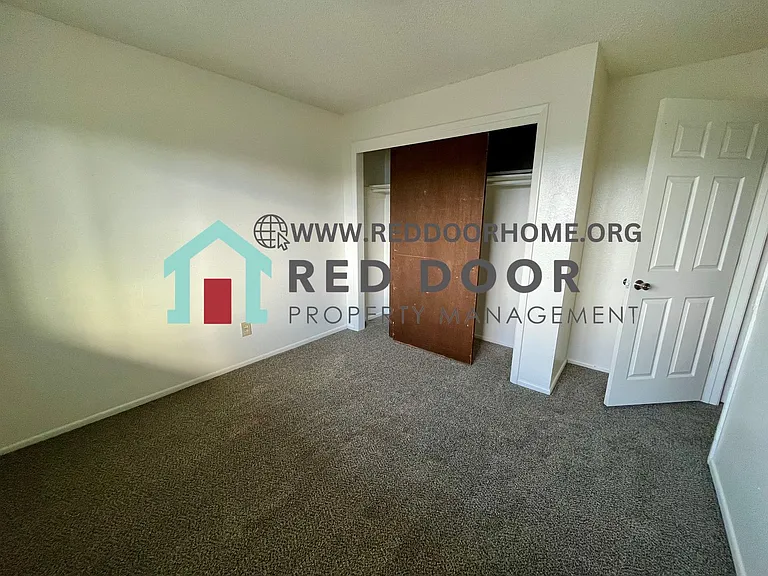 2315 15th Ave S — Photo 4