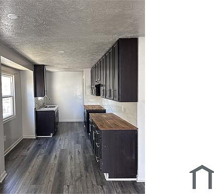 2nd image of 1162 Sharon Ave