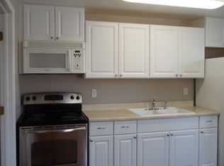 1085 W Airport Rd #3, Lebanon, OR 97355