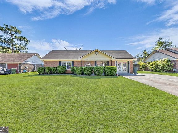 2nd image of 1244 Chinook Way