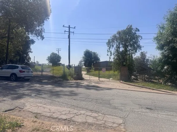 425 Arrowhead Rd, San Bernardino, CA 92404