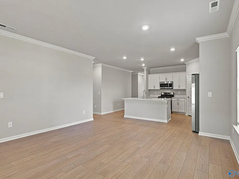 7211 Holly Creek Dr — Photo 14