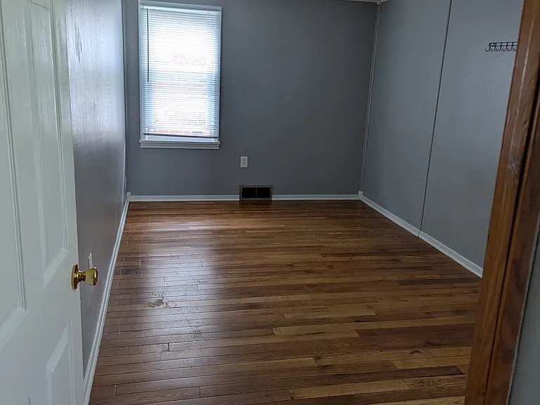 1711 Kansas Ave — Photo 5