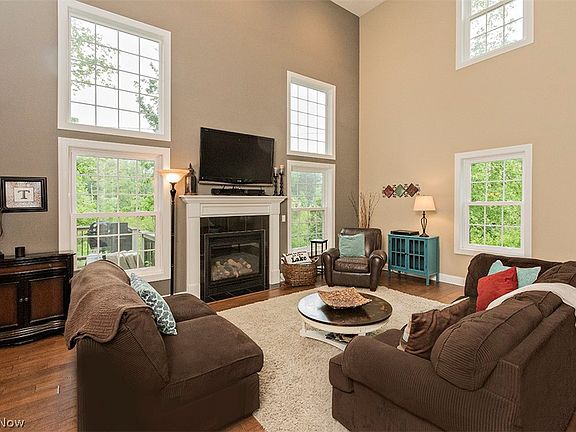 4th image of 17209 Eastview Dr