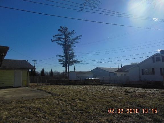 5th image of 173 E Washington St
