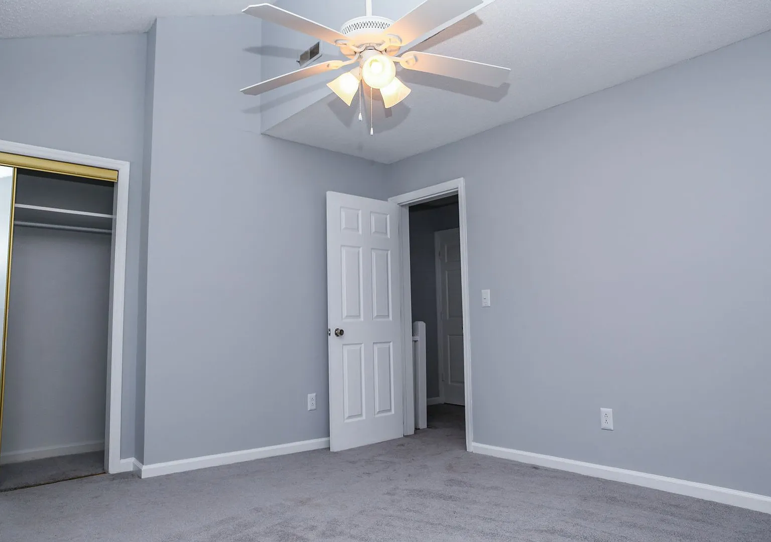 Proper Design. Smartly Priced. Almost Ready for You! — Photo 4