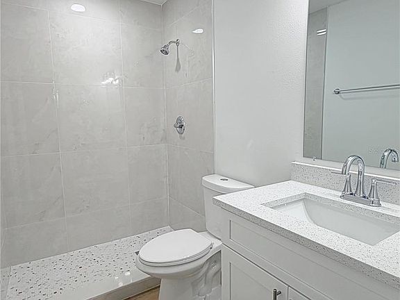5th image of 11036 Greenline Way Unit 1