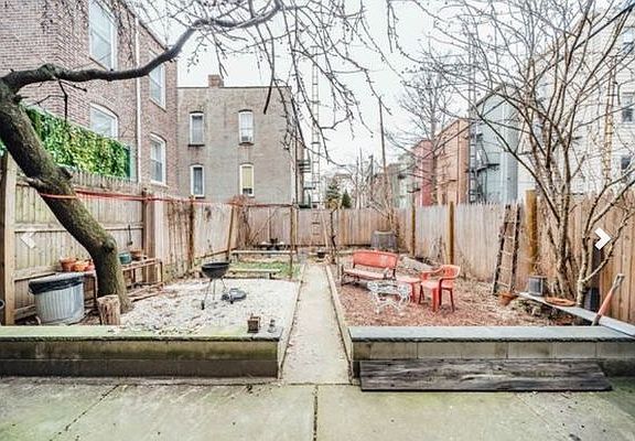 2nd image of 198 Nassau Ave #Grdn2