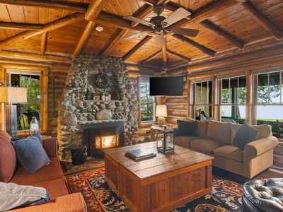 6952 Carter Rd, Beulah, MI, 49617