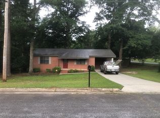 907 Cordelia Dr, Dublin, GA 31021