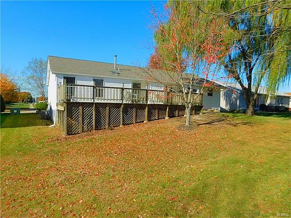 3rd image of 796 Hunter Chaise Dr