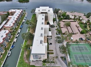 1325 S Portofino Dr APT 309, Sarasota, FL 34242