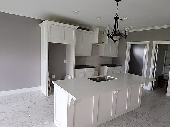 2nd image of 3865 Royal Meadows St