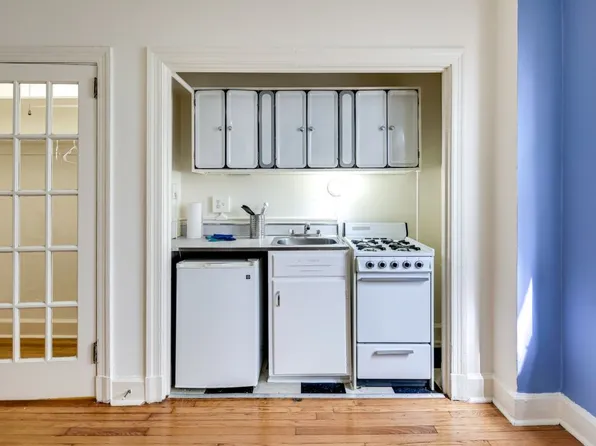 Jefferson House Apartments