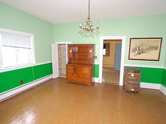 3rd image of 12 Ashland St