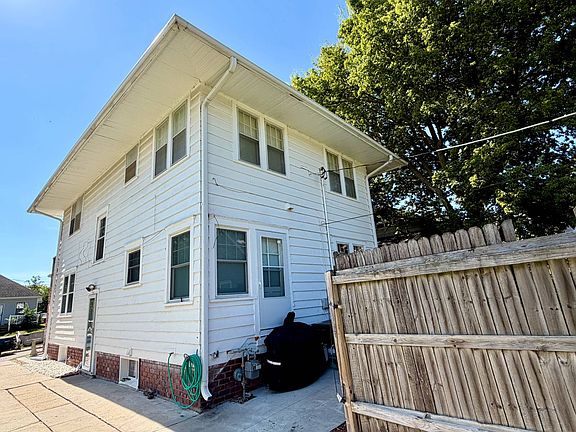 5th image of 1106 Calhoun St