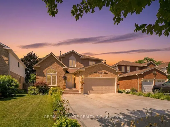 872 Corbetts Rd, Oshawa, ON L1K 2E1