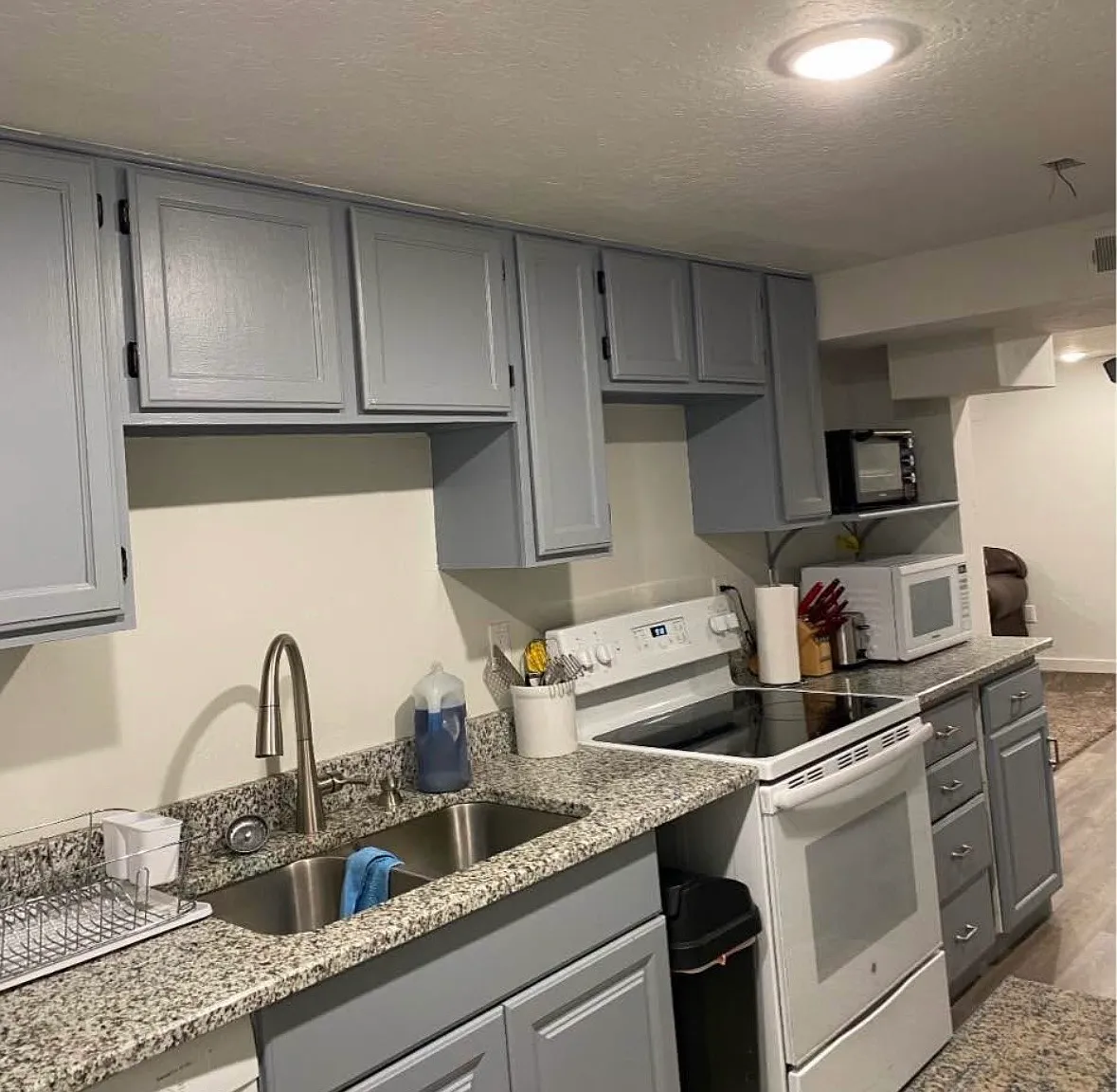 2 bed, 1200 sqft, $1,350 — Photo 3