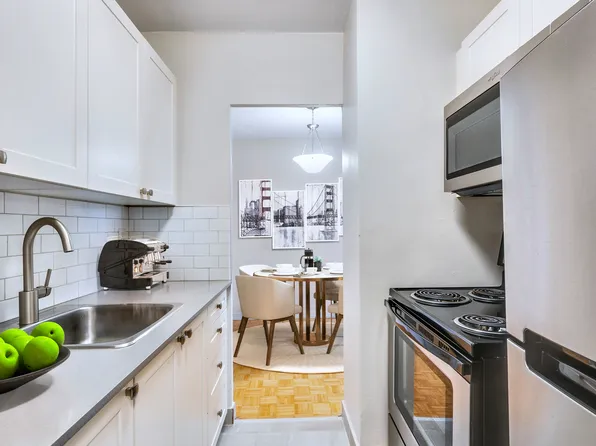 890 Mount Pleasant Apartments