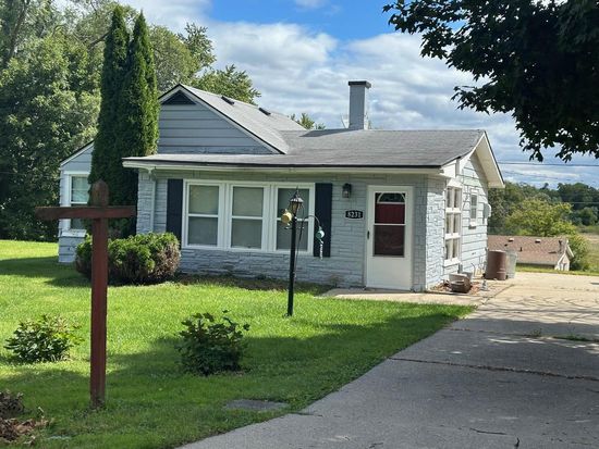 8231 Chara DRIVE, Burlington, WI 53105