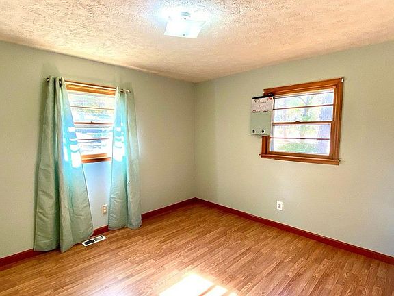 3rd image of 217 Randolph Ave