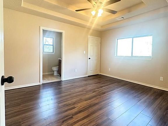 4th image of 10780 Royal Adrian Dr