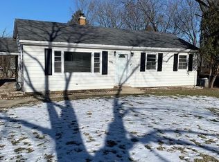 582 Hitchcock Ave, Lisle, IL 60532