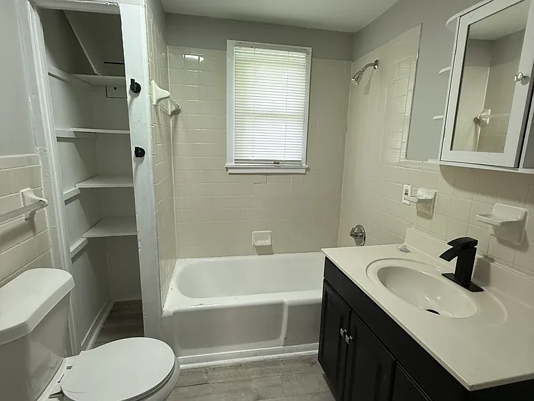3728 Hickory Ave SW — Photo 4
